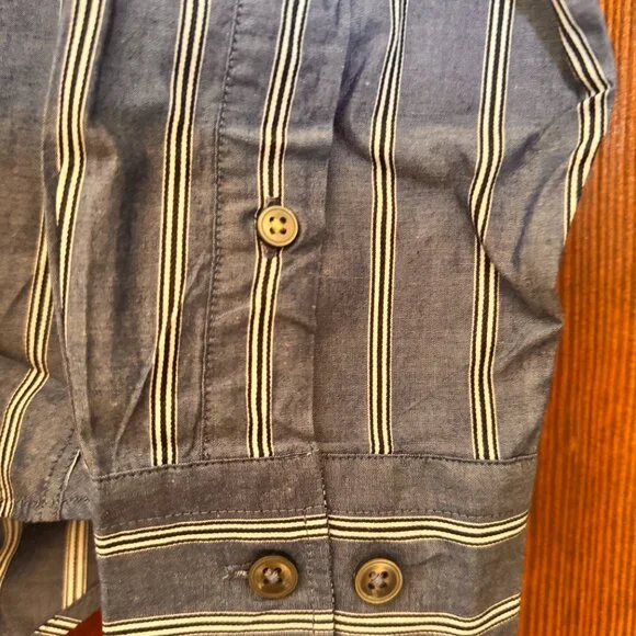 Banana Republic Relaxed Fit Washed Cotton Poplin Shirt. Size Medium NWT - Picture 4 of 7